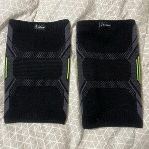 Lebow Black and Green Knee Sleeves